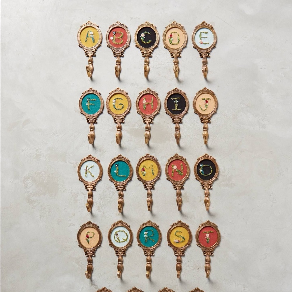 ISO ANTHROPOLOGIE embroidered hook G, C, B